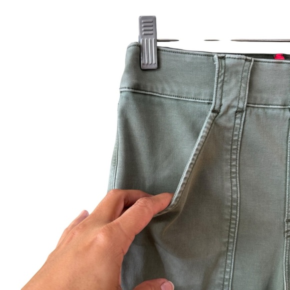 Spanx Stretch Twill Ankle Cargo Pants Size M Green Pull On Tummy Control Casual - Picture 7 of 10